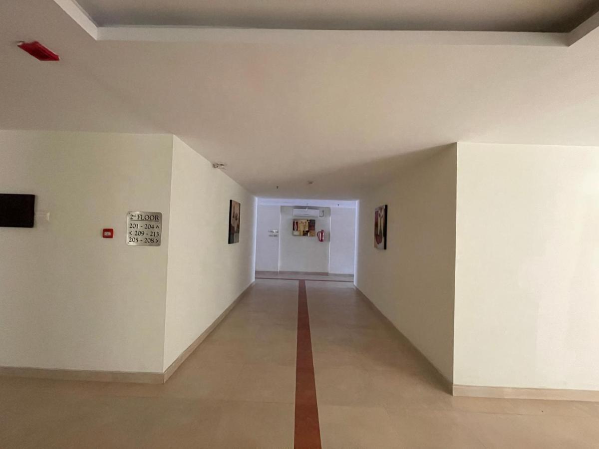 Hotel Yamuna Adur Exterior foto